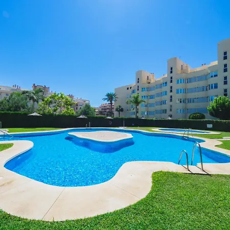 Cubo's Urban Brigitte & Parking Apartamento Torremolinos