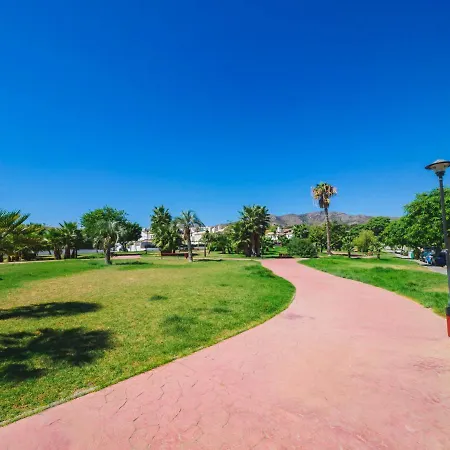 Apartment Cubo's Urban Brigitte & Parking Torremolinos