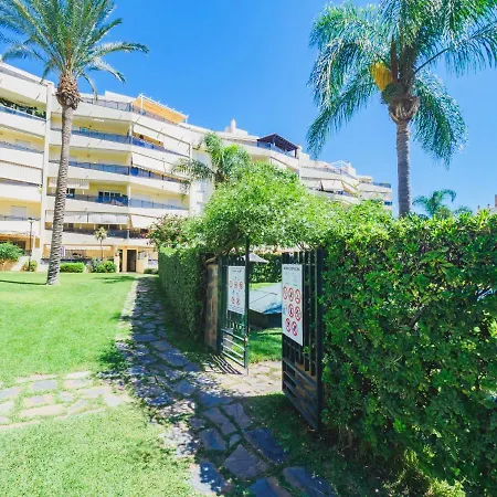 アパート Cubo's Urban Brigitte & Parking