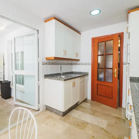 Cubo's Urban Brigitte & Parking Apartamento *