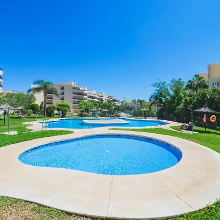 Cubo's Urban Brigitte & Parking Apartamento *