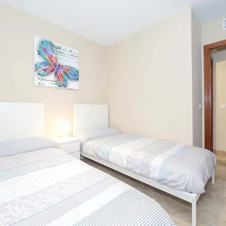 Cubo's Urban Brigitte & Parking * Torremolinos