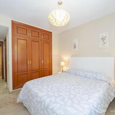 Cubo's Urban Brigitte & Parking Apartamento Torremolinos