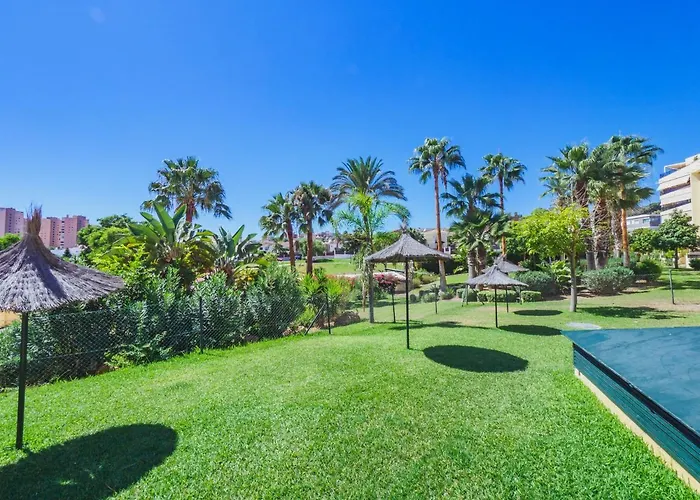 Cubo's Urban Brigitte & Parking Apartamento Torremolinos