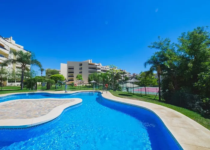 Apartamento Cubo's Urban Brigitte & Parking Torremolinos