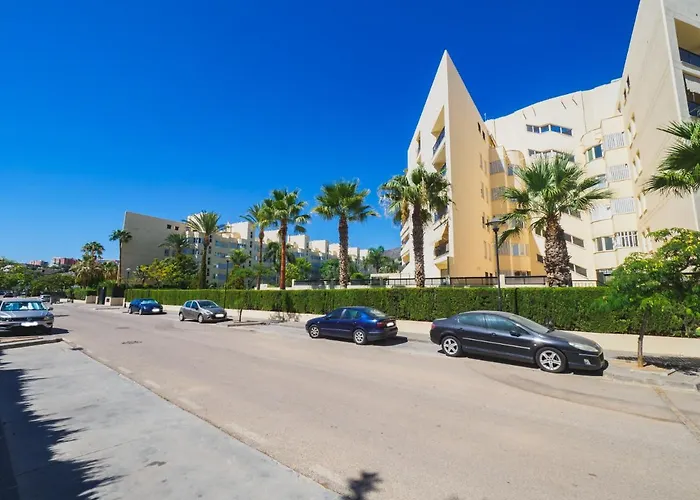 Apartamento Cubo's Urban Brigitte & Parking Torremolinos