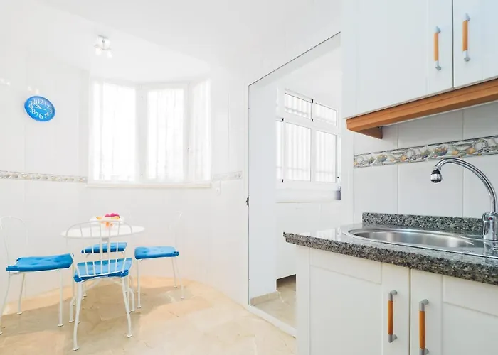 Cubo's Urban Brigitte & Parking *