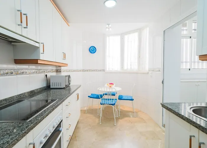 Cubo's Urban Brigitte & Parking *