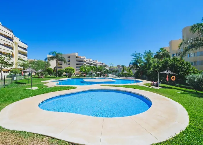 Cubo's Urban Brigitte & Parking Apartamento *