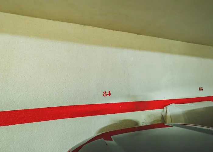 Cubo's Urban Brigitte & Parking Apartamento