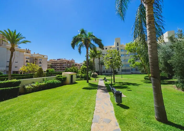 Cubo's Urban Brigitte & Parking *