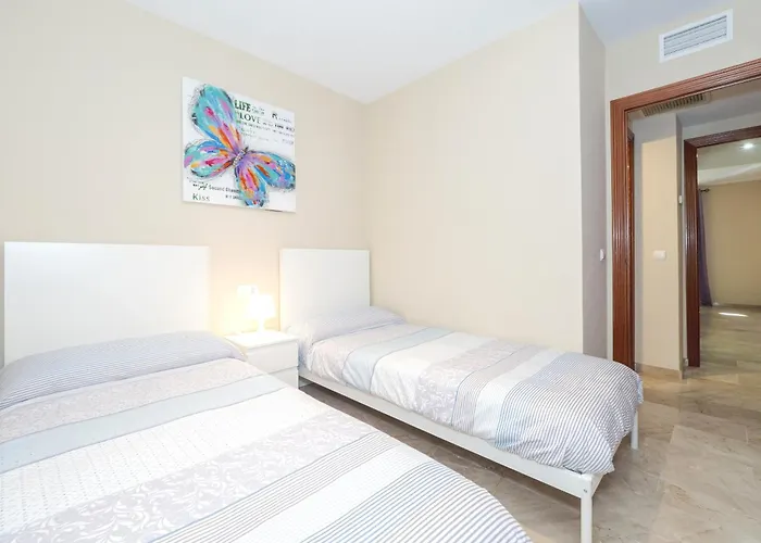 Cubo's Urban Brigitte & Parking * Torremolinos