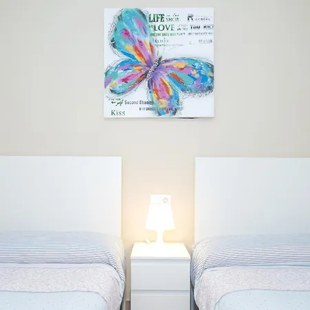 Cubo's Urban Brigitte & Parking 托雷莫利诺斯